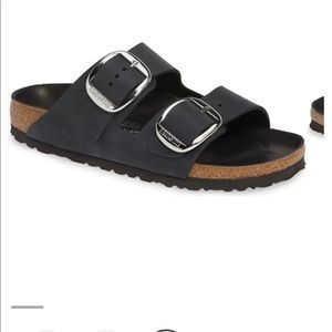 Big buckle black Birkenstocks